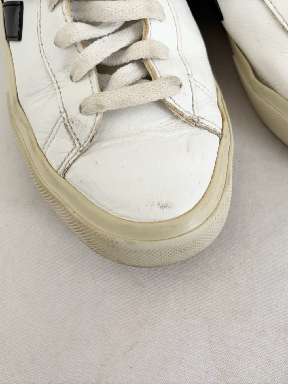 Veja Campo Leather Sneakers - Picture 3 of 6